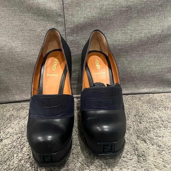 Fendi Women's Navy Blue Platform Heels - Picture 2 of 6